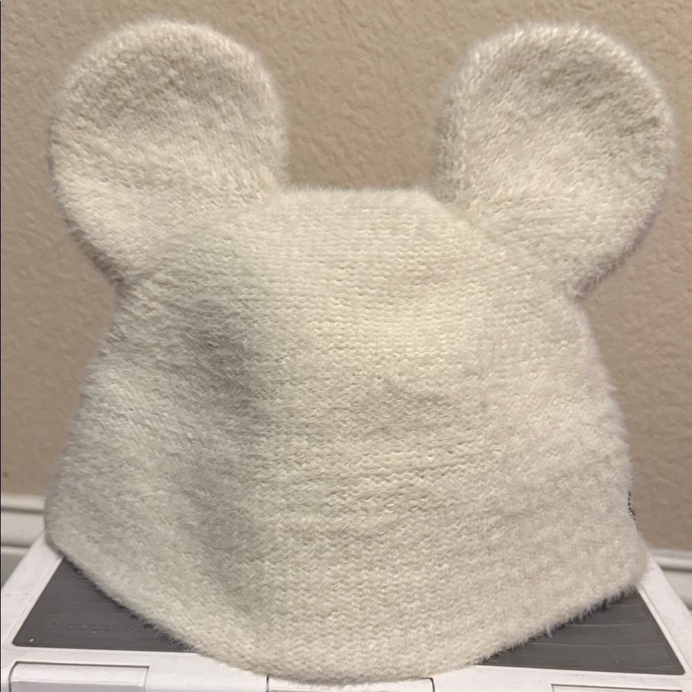 Disneyland Tokyo Resorts Cozy White Bear Ear Hat